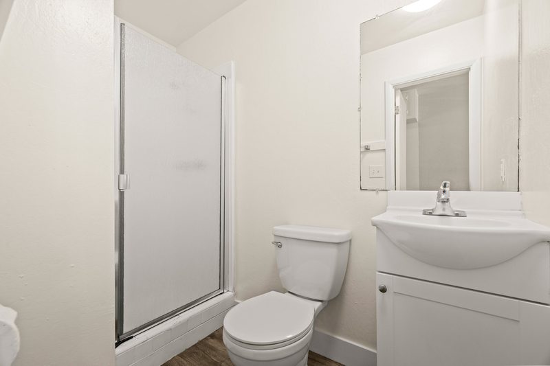 Bathroom before renovation